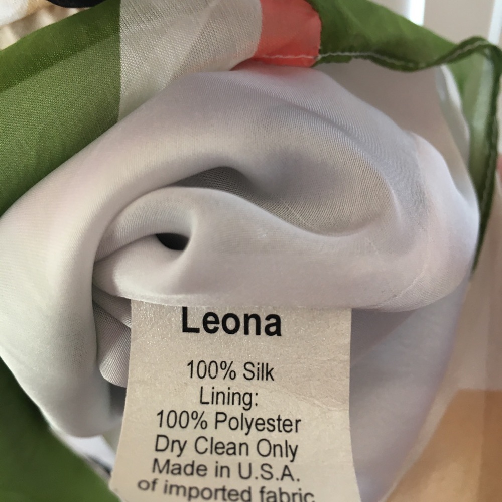Leona Drawstring Color Block Blouse - Picture 4 of 6